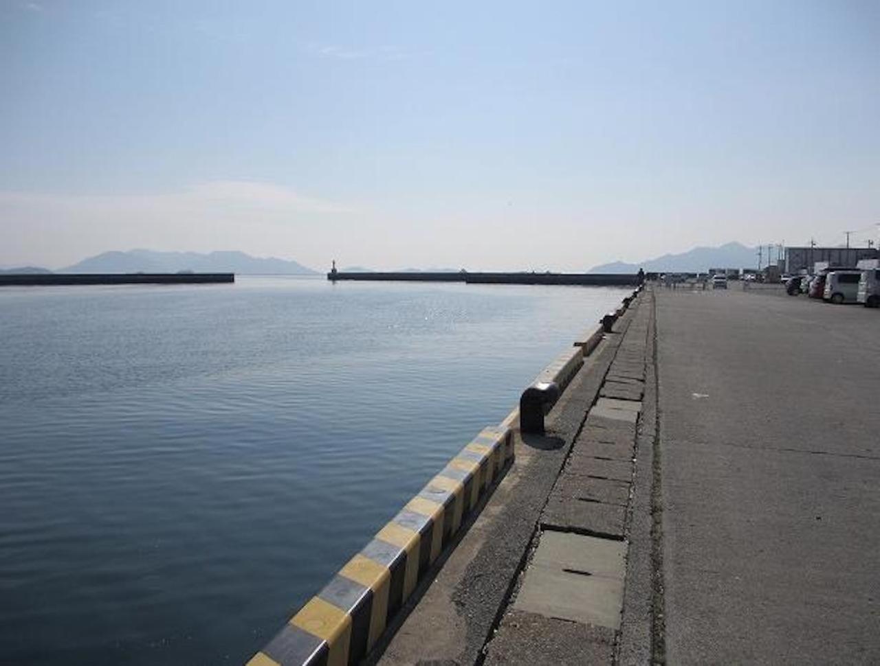Shiniguchi Station #6mins By Walk #厳島神社 #world Heritage Site * 广岛